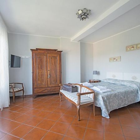 B&B Treinin Gavi Bagian luar foto