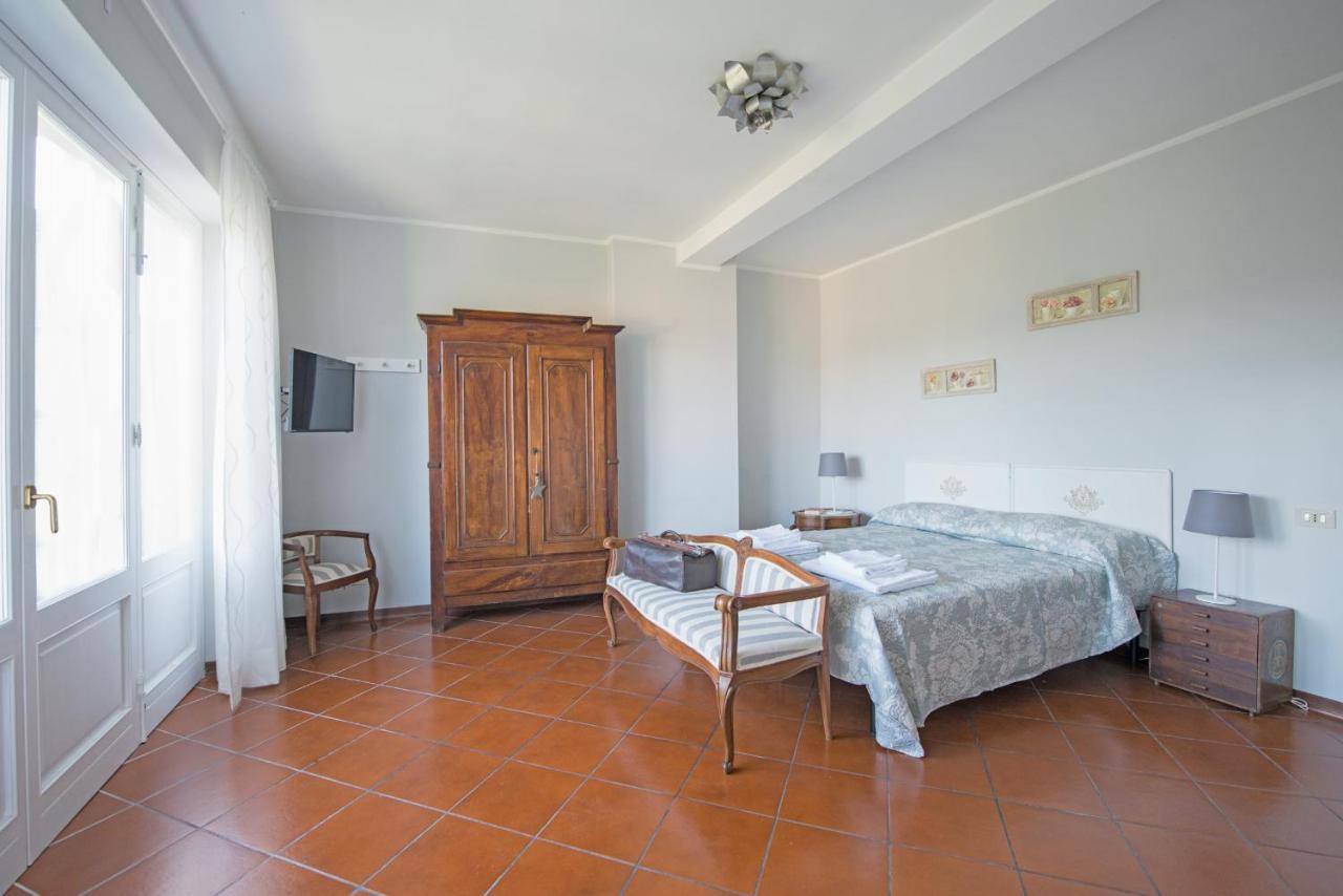 B&B Treinin Gavi Bagian luar foto
